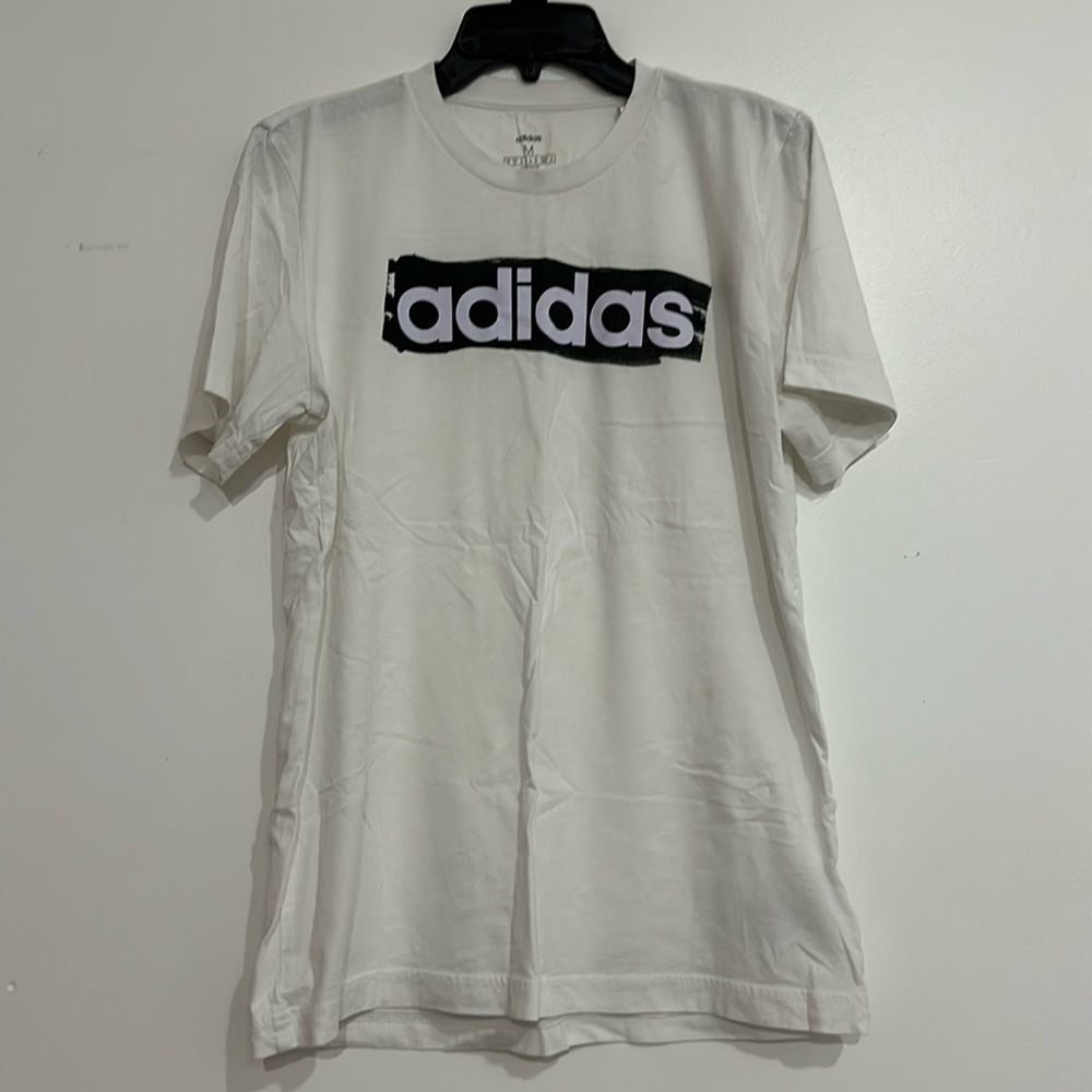 Adidas T-shirt